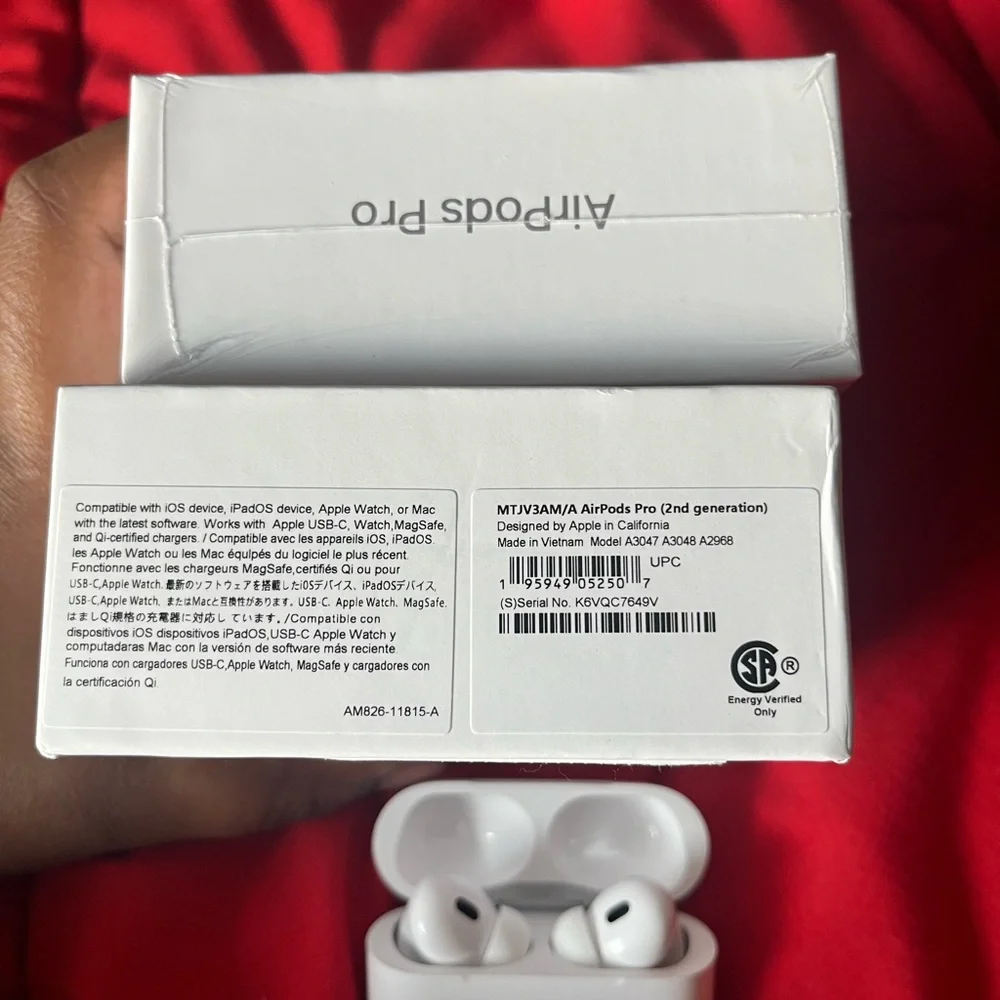 Apple Wireless Earbuds with Charging Case - White